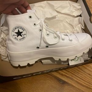 CHUCK TAYLOR ALL STAR LUGGED HIGH TOP